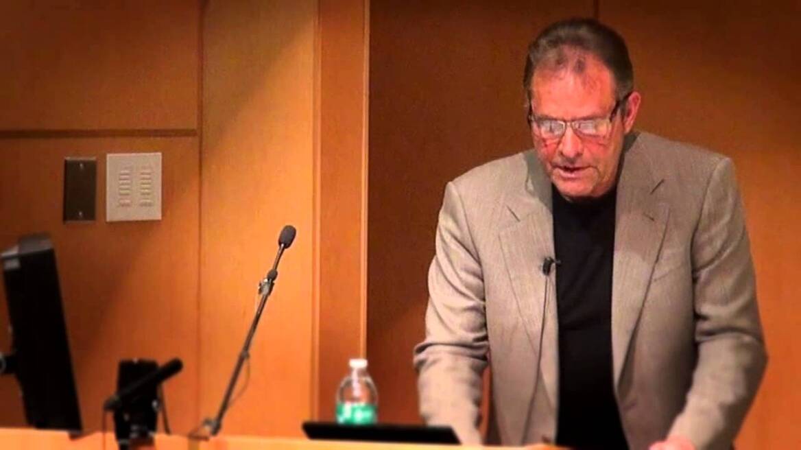 Απεβίωσε ο διάσημος Αμερικανός συγγραφέας Ντένις Τζόνσον