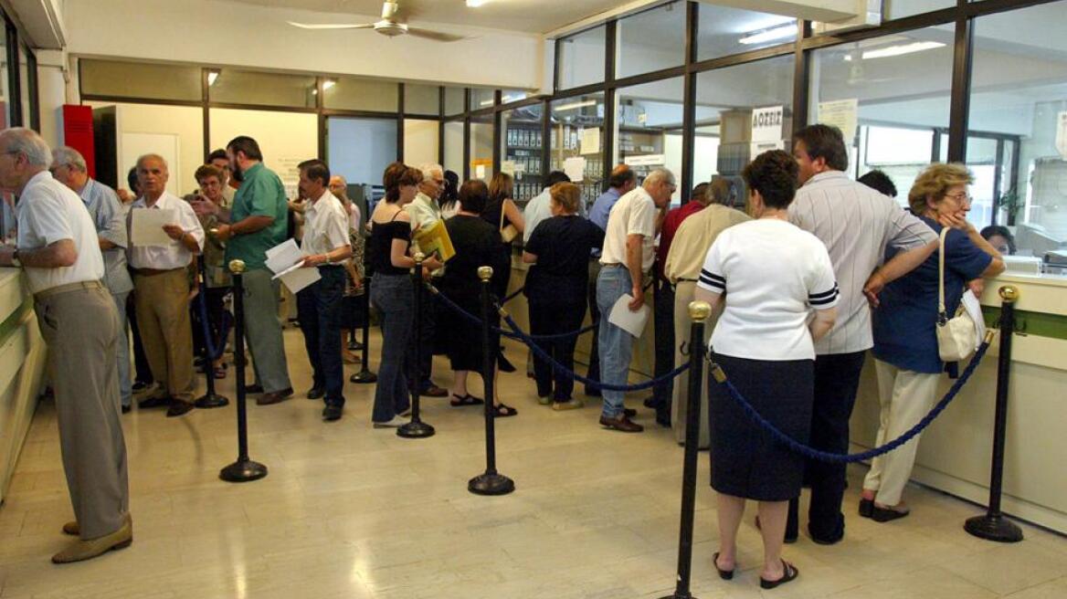 Έως και φυλάκιση για όσους δηλώσουν ψευδή στοιχεία για το Κοινωνικό Εισόδημα