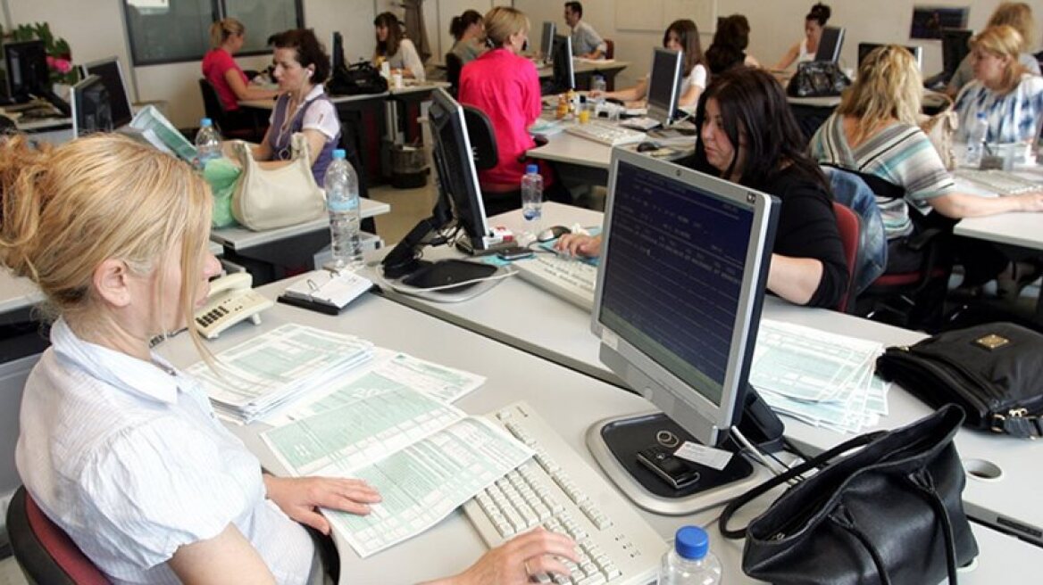 «Φρένο» στις αναδρομικές παγίδες της εφορίας