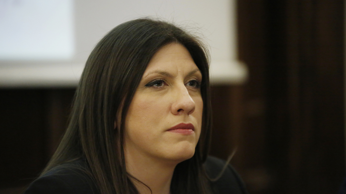 Η Ζωή Κωνσταντοπούλου δεν καταδίκασε την επίθεση στον Λουκά Παπαδήμο