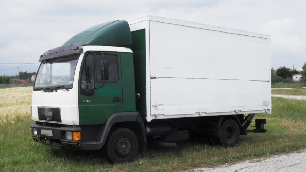 Σκοπιανός διακινητής μετέφερε 10 μετανάστες στην Ελλάδα