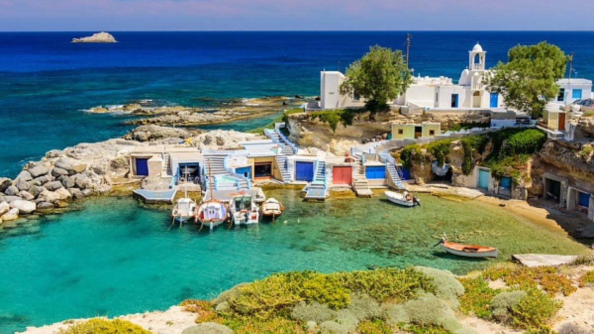  Best villages to visit on the Greek island of Milos