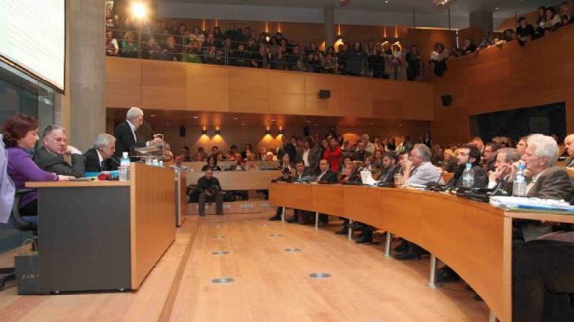 Δήμος Θεσσαλονίκης: Αναγκαστική η δέσμευση λογαριασμών για απλήρωτες κλήσεις και τέλη 