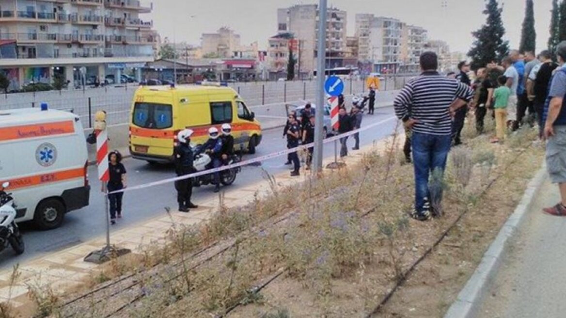 Man took policewoman’s gun in Evosmos Police Station, Greece and fired twice!