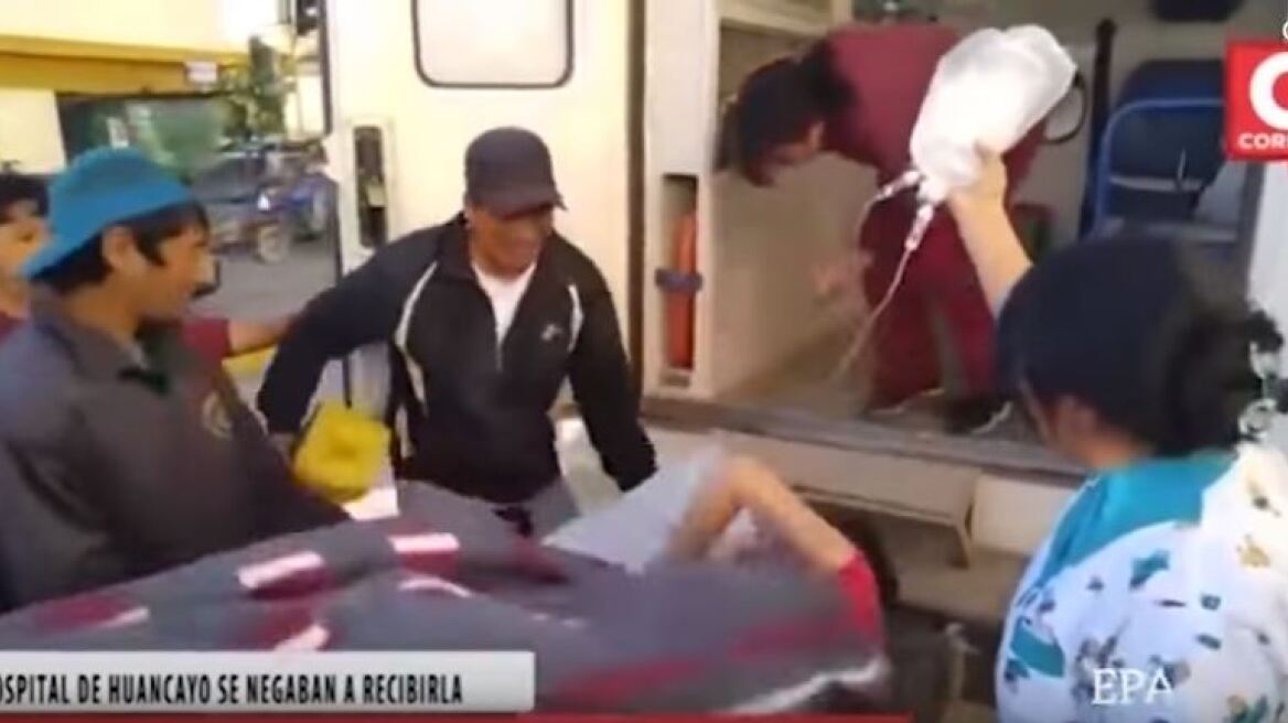 Τύφλα να έχουν οι τραυματιοφορείς της Λάρισας: Συνάδελφοί τους έριξαν ετοιμόγεννη από φορείο