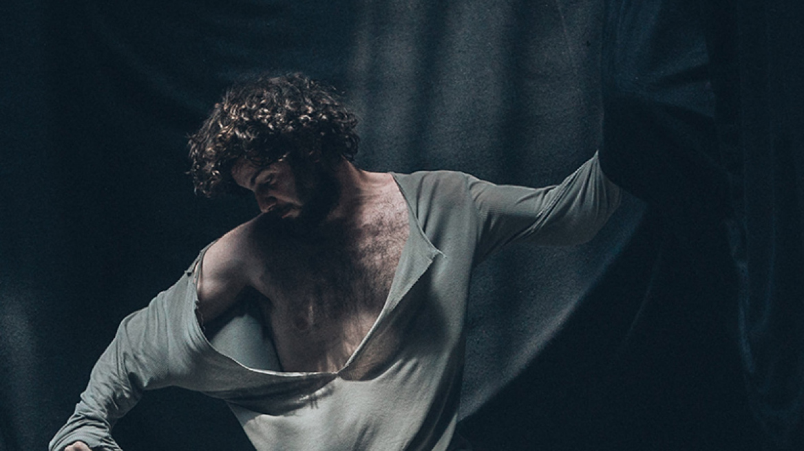 Η θεατρική σύναξη των αγγελιοφόρων