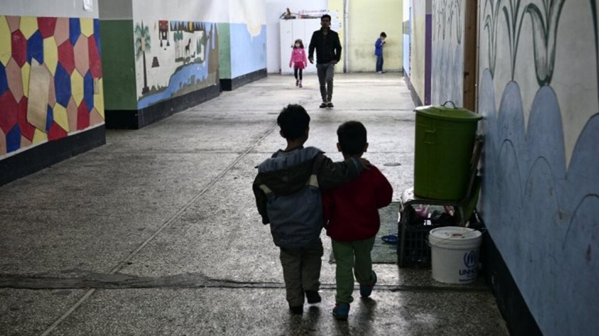 Συνήγορος του Πολίτη: Αποτυχία στη διαχείριση και έλλειψη πολιτικής βούλησης για το προσφυγικό 