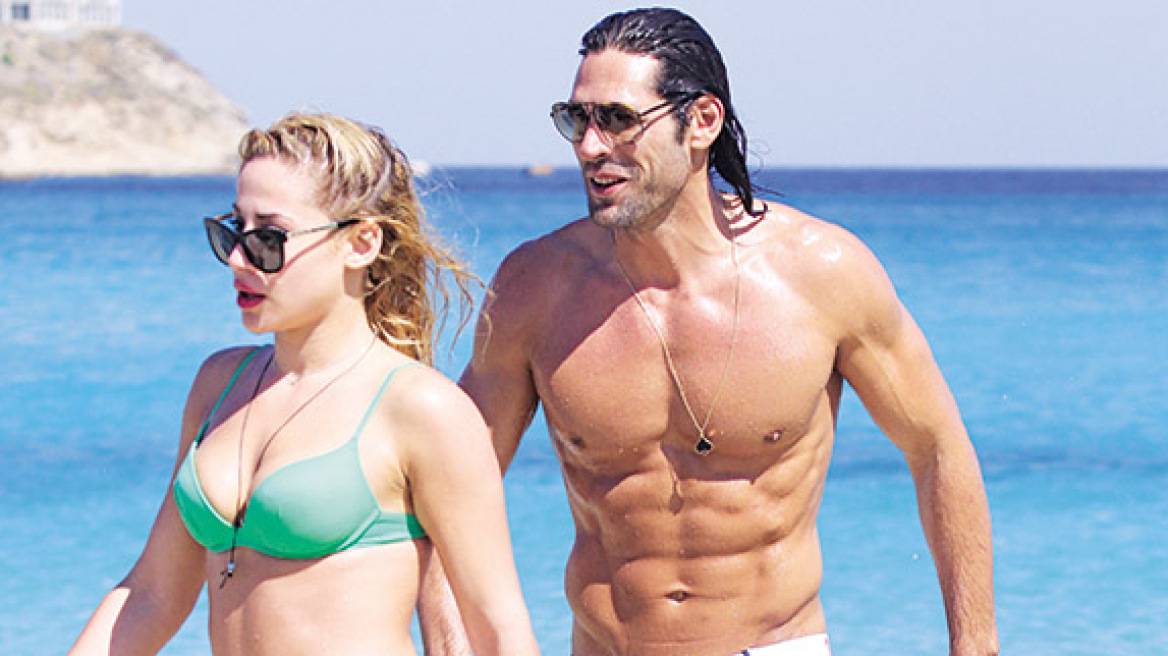 Η σύντροφός του Γιάννη Σπαλιάρα έβαψε τα μαλλιά της μωβ