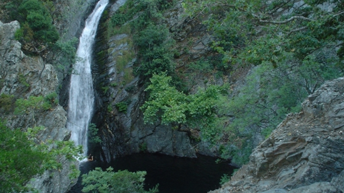 Νεκρός εντοπίστηκε ο τουρίστας στο φαράγγι του Φονιά στη Σαμοθράκη