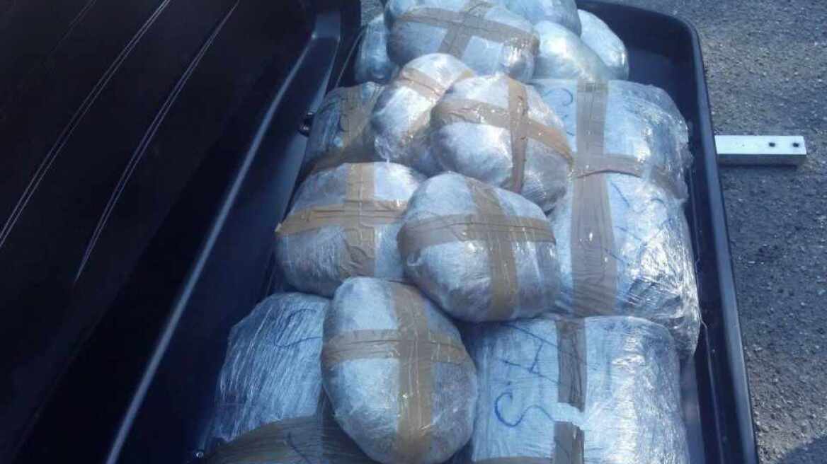 Φρένο σε τρεις απόπειρες εισαγωγής 400 κιλών χασίς στη χώρα!