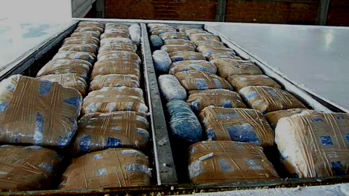 «Στοπ» σε φορτίο με 150 κιλά χασίς στην Αμφιλοχία