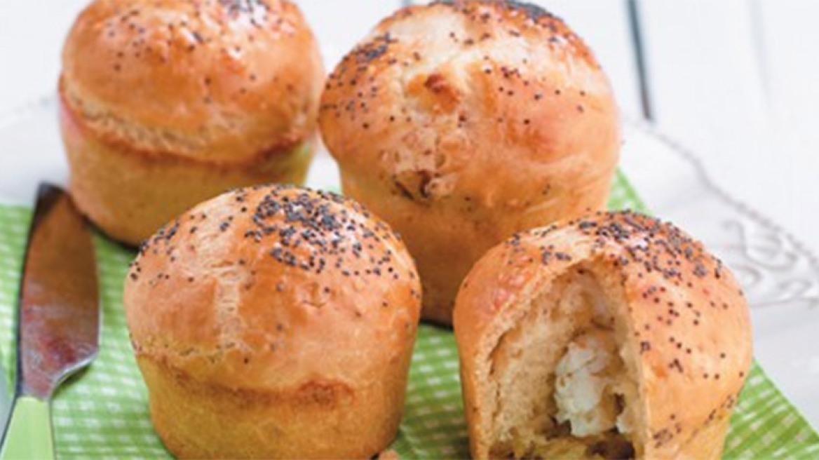 Μπριοσάκια γεμιστά με ανθότυρο