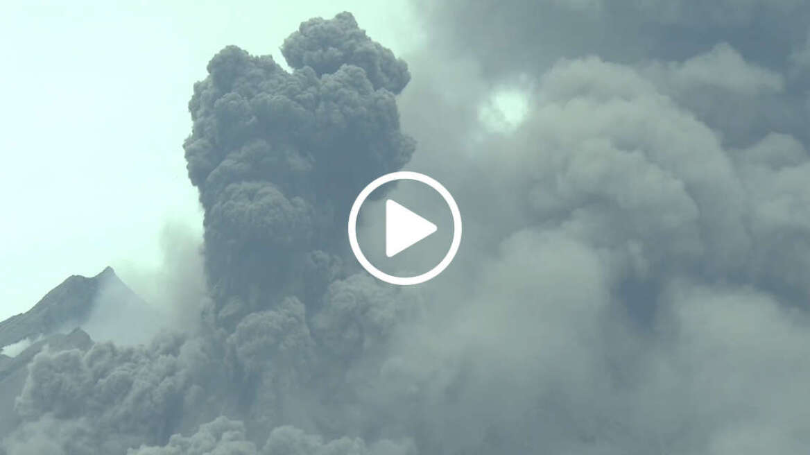Extraordinary footage captures eruption at Japan’s Sakurajima volcano (VIDEO)