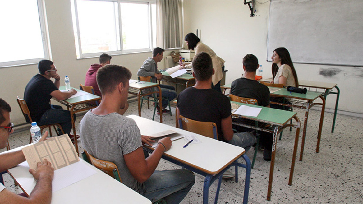 Πανελλαδικές: Για καλά προετοιμασμένους η Ιστορία, η Φυσική και η Ανάπτυξη Εφαρμογών