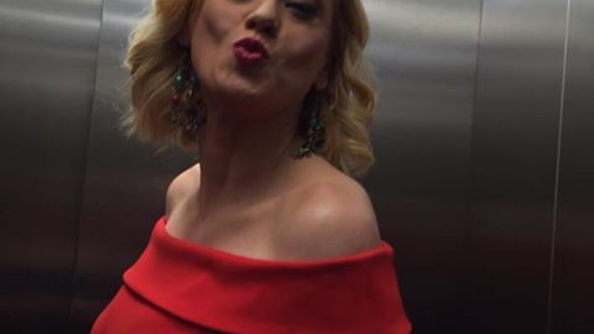 Φωτογραφία: Τα «φιλάκια» της Ραχήλ Μακρή για τα 44α γενέθλιά της 