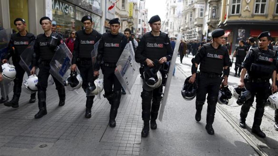 Τουρκία: Εντάλματα σύλληψης για 189 γκιουλενιστές δικηγόρους