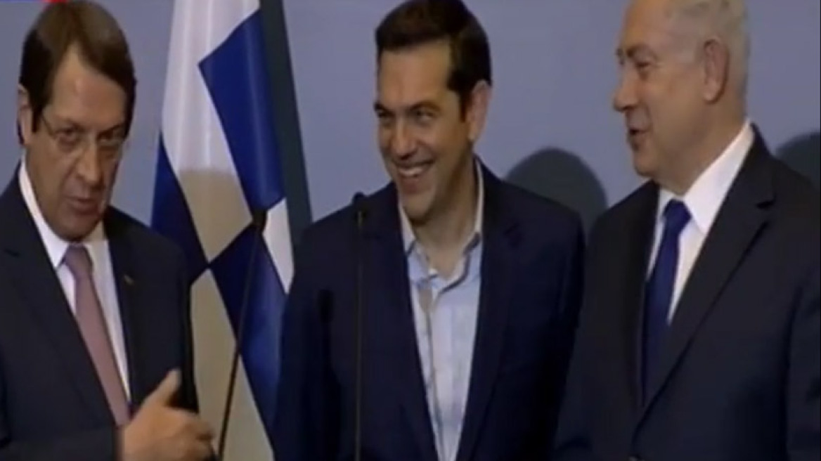 Αναστασιάδης: Ο Αλέξης μας έχει υποσχεθεί κάποτε ότι ίσως φορέσει γραβάτα