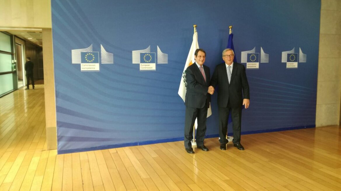 Κυπριακό: Συναντήσεις Αναστασιάδη με Γιούνκερ και Τουσκ