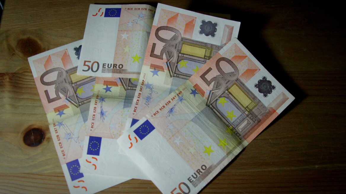 Λάρισα: Συνελήφθη 26χρονος με πλαστά χαρτονομίσματα