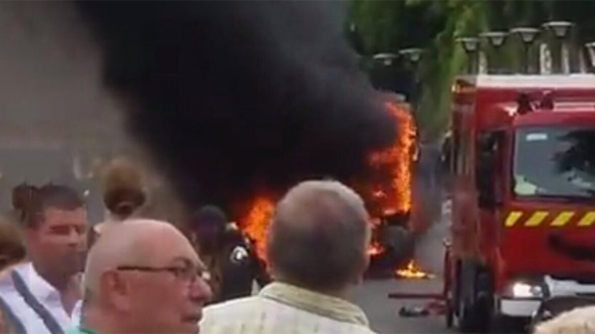 Explosion on bus in Paris! (VIDEO-PHOTOS) (Upd2)