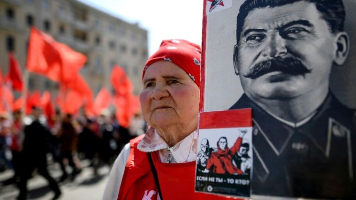 Stalin tops Putin in Russian poll of greatest historical figures