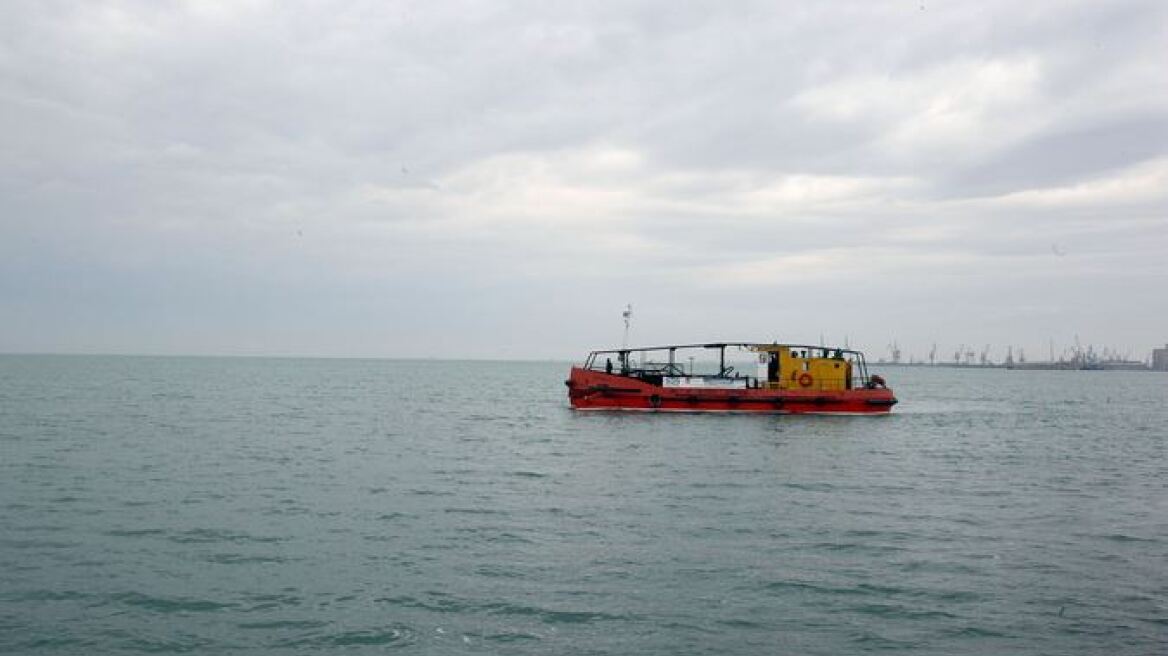 Πλοίο με 140 επιβάτες έμεινε ακυβέρνητο εκατό μέτρα από τον Λευκό Πύργο