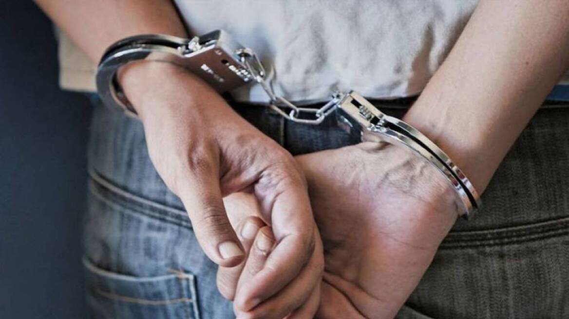 Ζευγάρι ξάφρισε επιχείρηση στη Ρόδο και συνελήφθη στην Κω