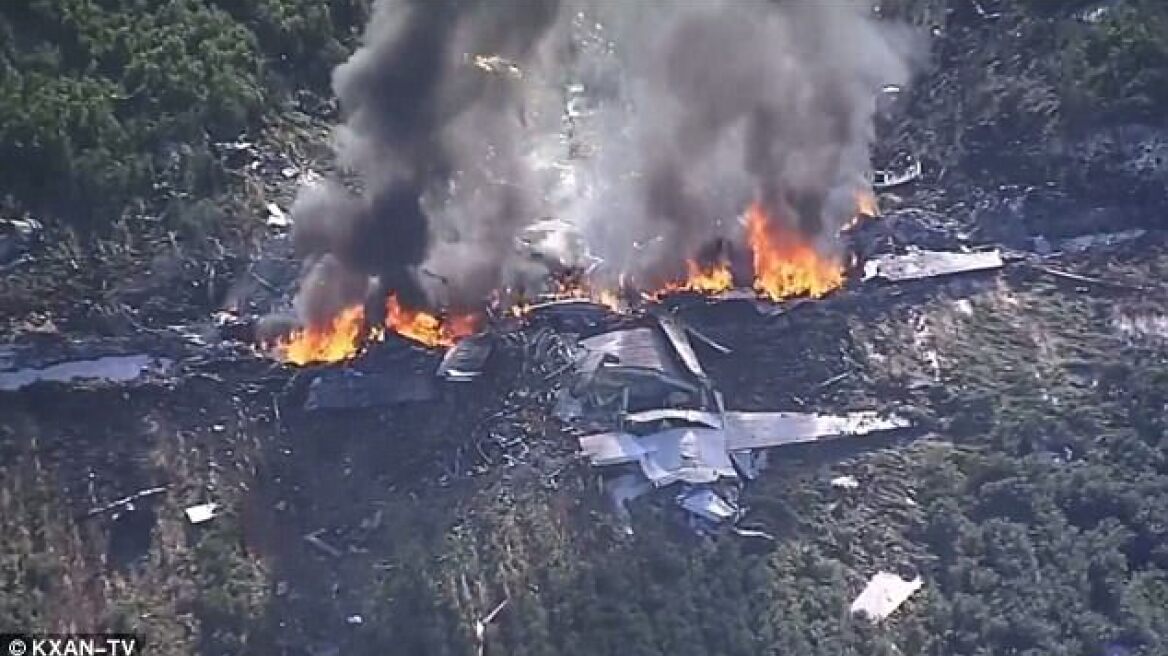 ΗΠΑ: Δεκαέξι νεκροί από πτώση αμερικανικού μεταγωγικού αεροσκάφους