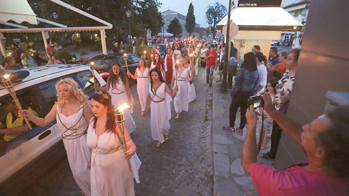 Η θερινή σύναξις των δωδεκαθεϊστών: Δείτε τι έγινε στον Ολυμπο