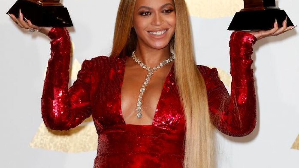 Πέρασε ένας μήνας: Η Βeyonce μας συστήνει τα δίδυμα 