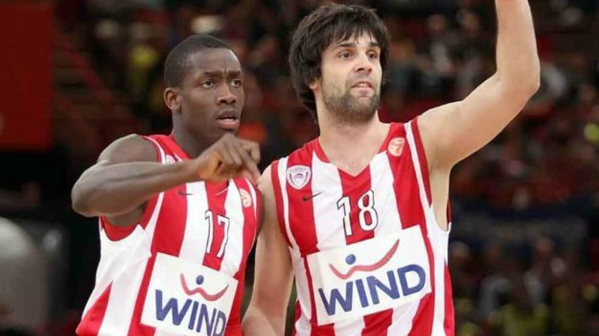 Κλίπερς: Ποστ με άρωμα… Ολυμπιακού! (pic)