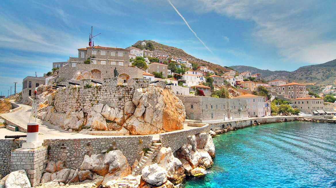 Telegraph: Αυτά είναι τα 19 καλύτερα νησιά της Ελλάδας