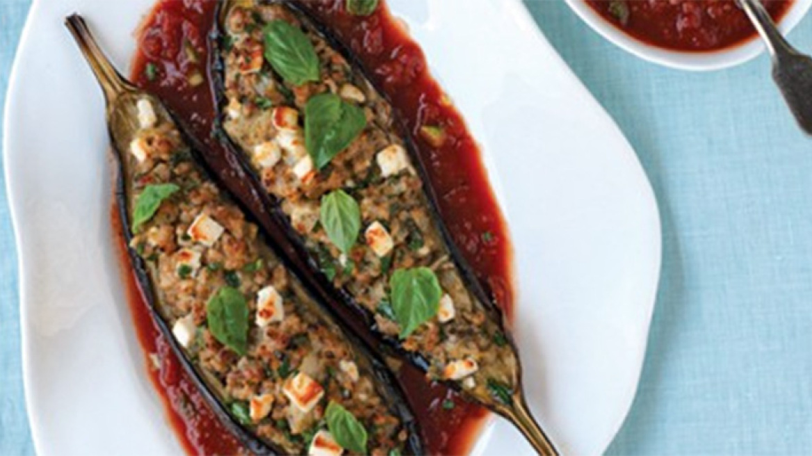 Μελιτζάνες γεμιστές με κιμά κοτόπουλου