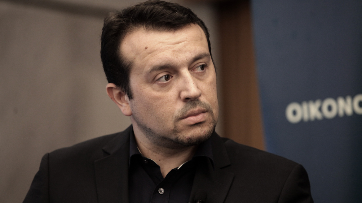 Ο Παππάς «πολιτικοποιεί» την κόντρα με τον Star- Αναζωπυρώνει τη σύγκρουση για τις άδειες