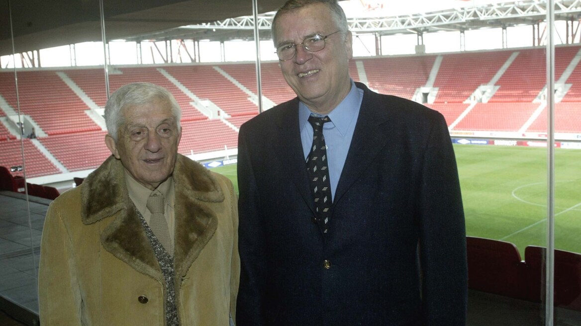 Ολυμπιακός: «Έφυγε» ο σπουδαίος Θανάσης Μπέμπης