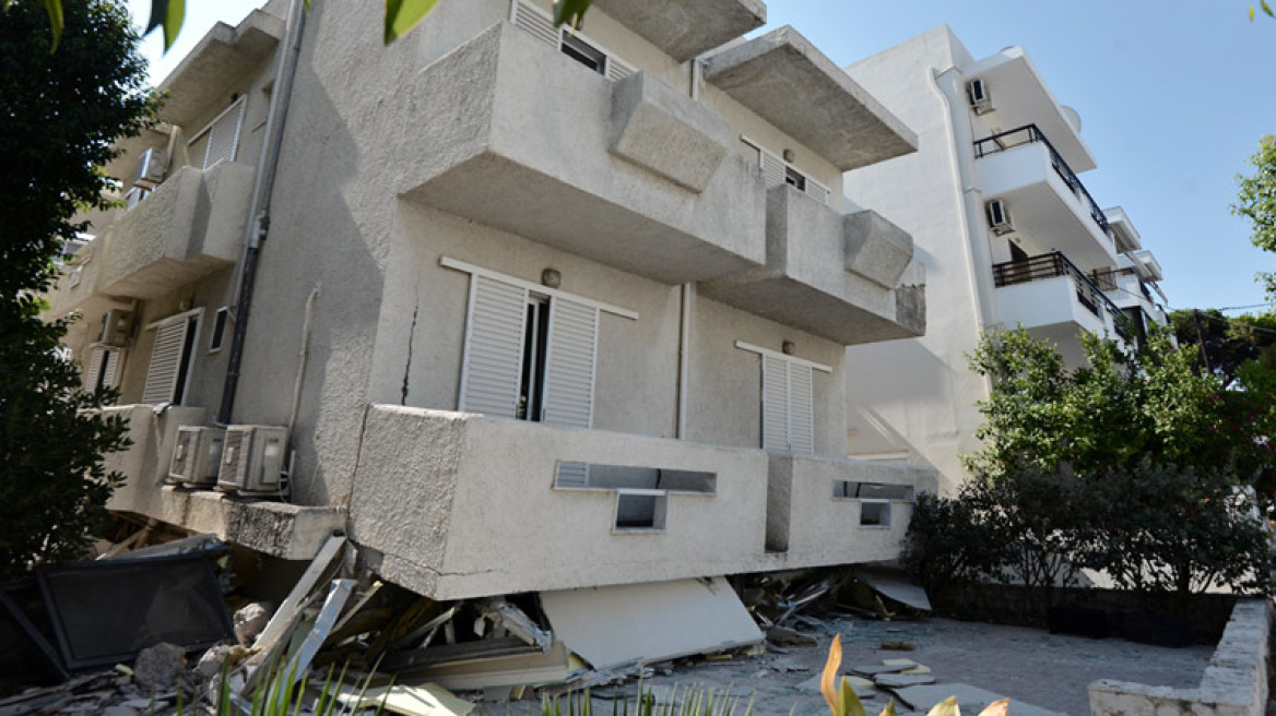 Νέες μαρτυρίες για τον σεισμό στην Κω: «Προσπάθησα να τρέξω, αλλά το κτίριο πήγαινε μπρος πίσω»