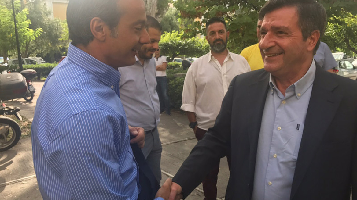 Ο Καμίνης έκανε μήνυση στους κουκουλοφόρους για τις ζημιές στην Ερμού