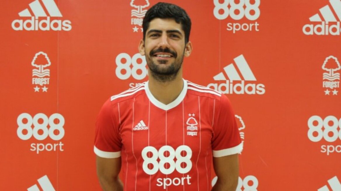Ολυμπιακός: Μπουχαλάκης τριετίας στη Νότιγχαμ Φόρεστ
