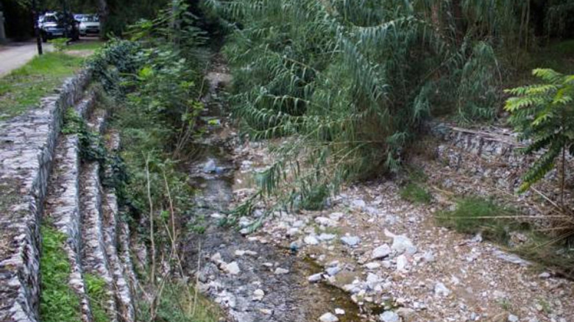 Τραγωδία στην Κομοτηνή: Νεκροί 19χρονος και 15χρονος από πτώση με μηχανάκι σε ρεματιά 