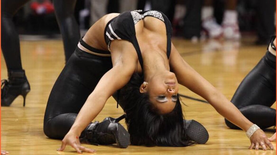  Sexy, super-hot NBA cheerleaders’ best of! (SIZZLING PHOTOS)
