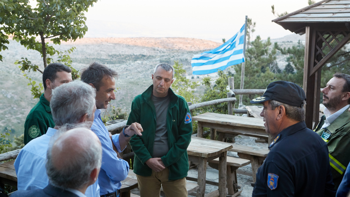 Τον Εθνικό Δρυμό Πάρνηθας επισκέφθηκε ο Κυριάκος Μητσοτάκης