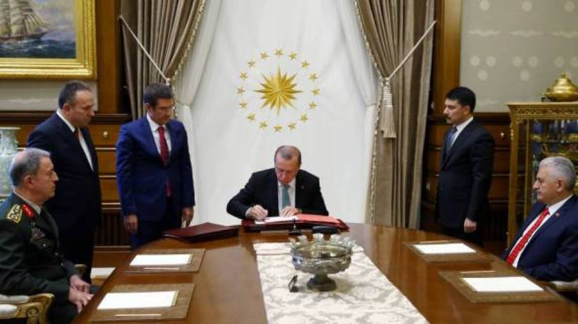 Turkish supreme Military Council replaces commanders