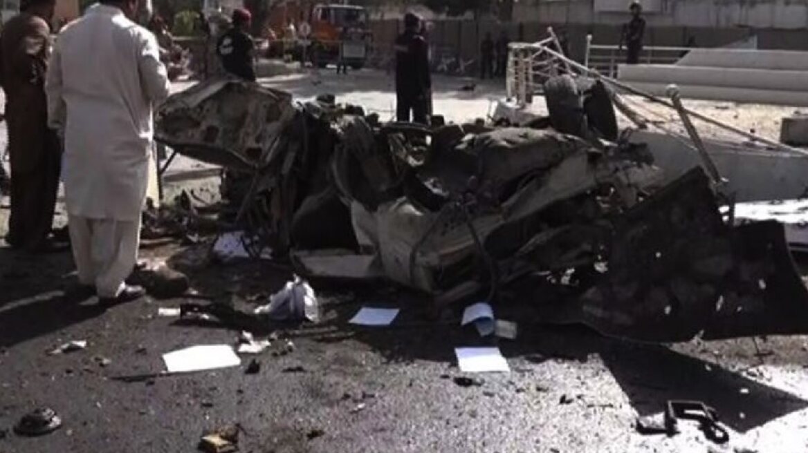 Πακιστάν: Τουλάχιστον 34 τραυματίες από έκρηξη παγιδευμένου με εκρηκτικά φορτηγού 