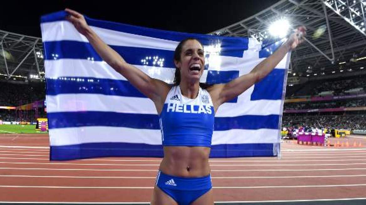 Το στέμμα της πρωταθλήτριας κόσμου στην Κατερίνα Στεφανίδη
