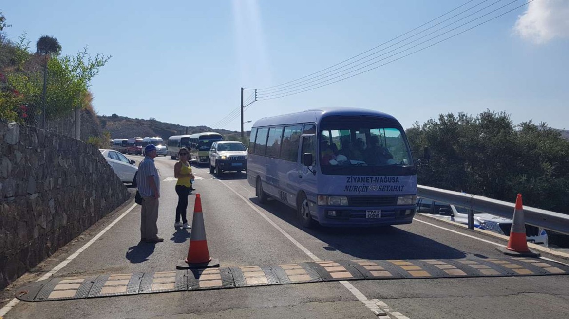 Ολοκληρώθηκαν τα προκλητικά πανηγύρια των Τουρκοκυπρίων για τους βομβαρδισμούς του 1964
