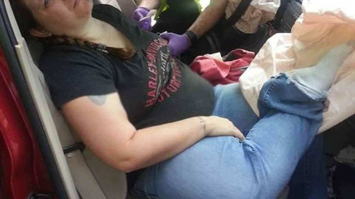 Γι' αυτό δεν πρέπει να βάζουμε τα πόδια στο ταμπλό (pics)