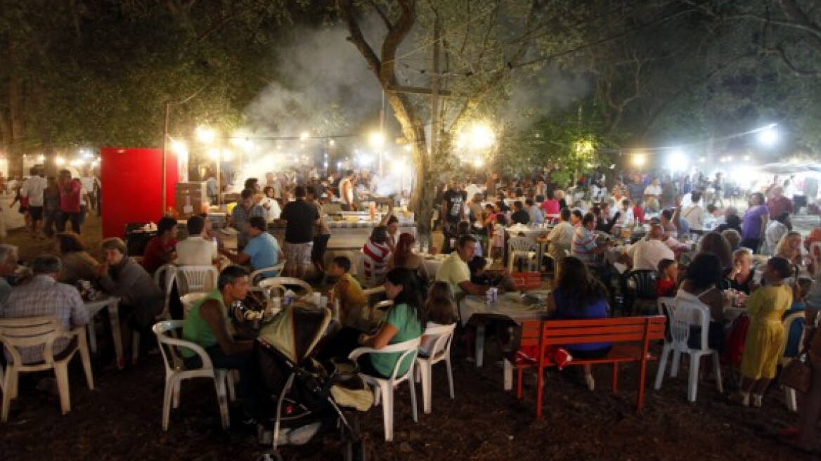 Το τραπέζι του Δεκαπενταύγουστου ανά την Ελλάδα