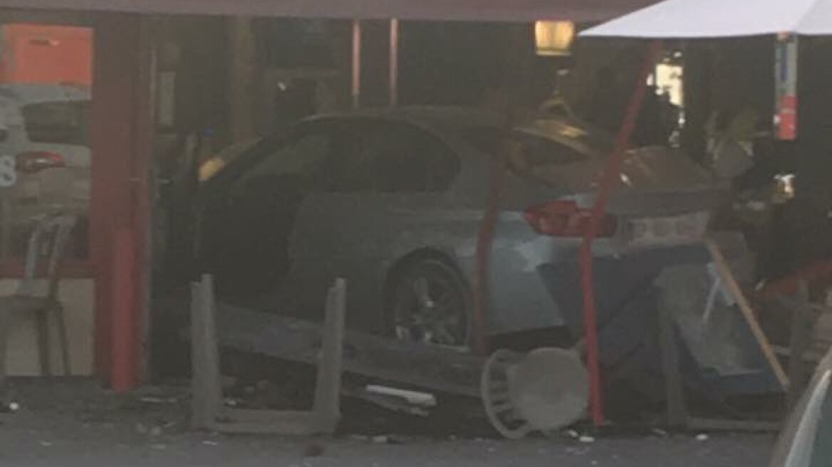 Αυτοκίνητο εισέβαλε σε εστιατόριο στη Γαλλία -Νεκρή μια 13χρονη, άλλοι 6 τραυματίες