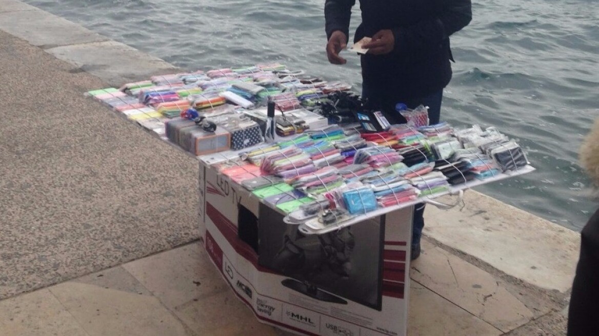 Καβάλα: Άλλες τρεις συλλήψεις για παρεμπόριο