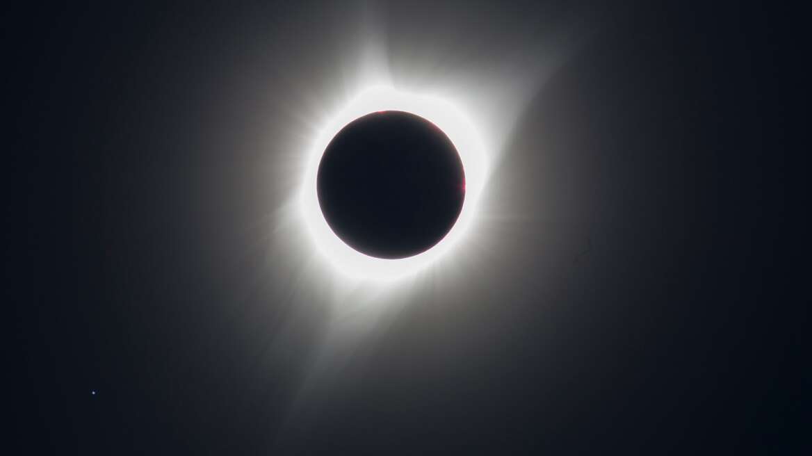 ‘Worth everything': America takes in total solar eclipse from coast to coast